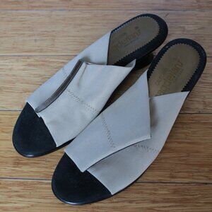 Magdesians California Made in USA Ivory/Black Sandal Mule Heels Size 9 1/2"